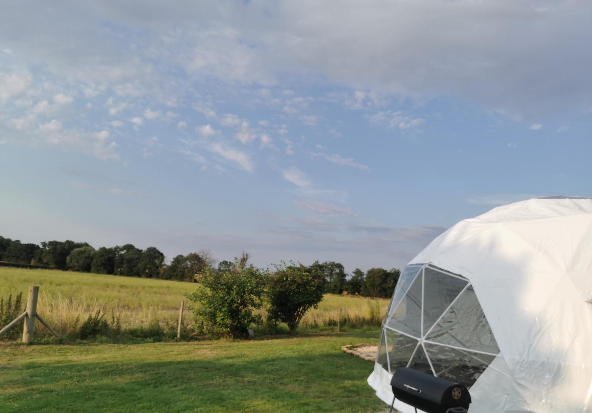 LangworthLincoln Star Dome, Hot Tub, Bbqアパートメント エクステリア 写真